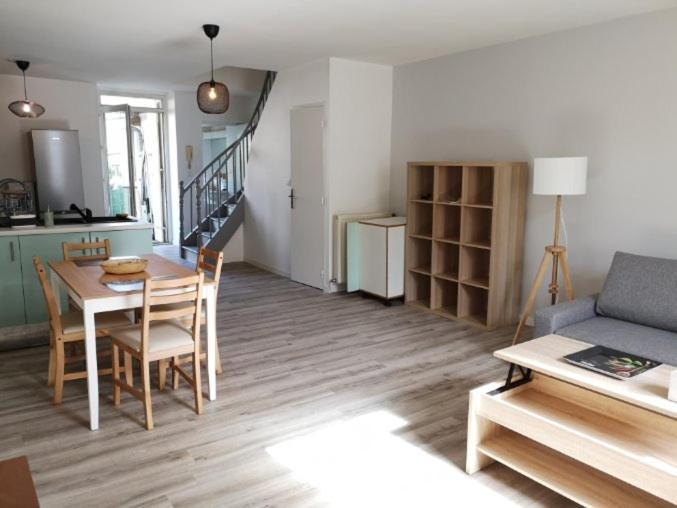 Grand T3 Confortable A 300 M De La Gare Périgueux Eksteriør bilde